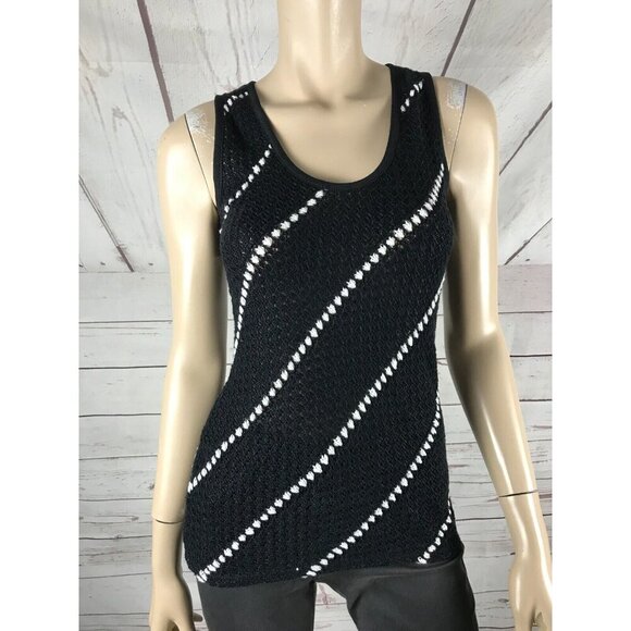 INC Black/White Crochet Knit Sleeveless Top NWOT Small - Picture 9 of 10